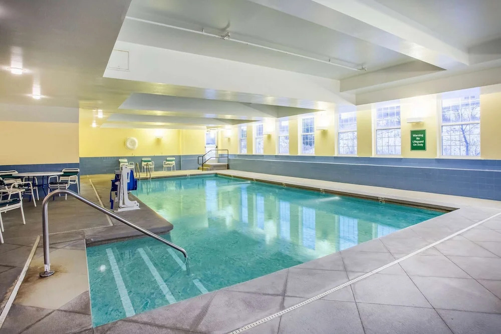 Holiday Inn Express St. Albans by IHG