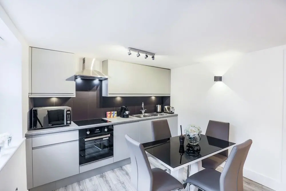 Fulham Apartment by Emerald
