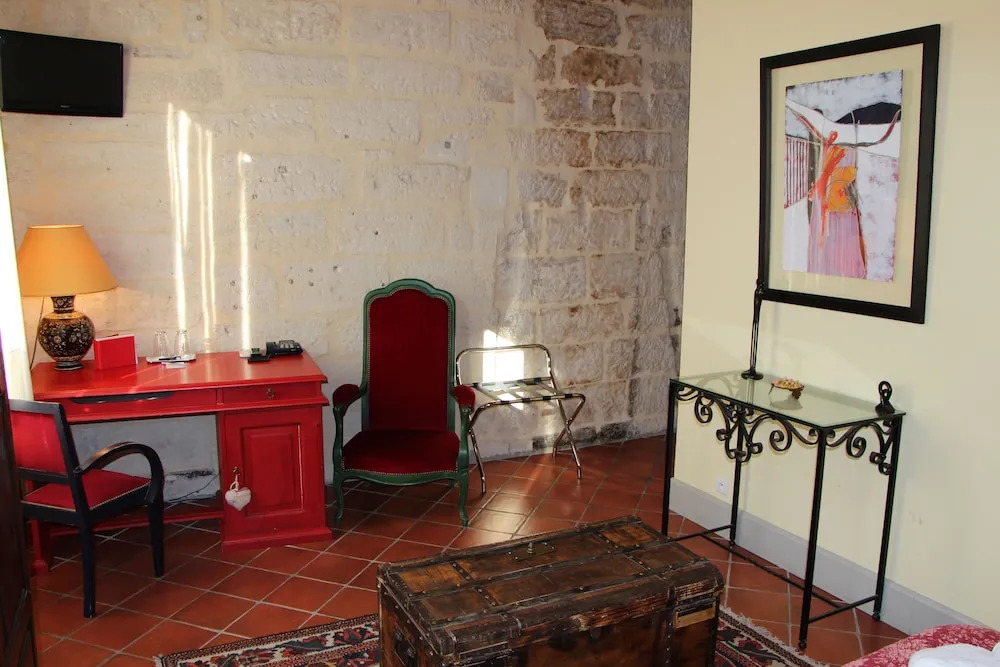 Hostellerie et la parenthese uzes