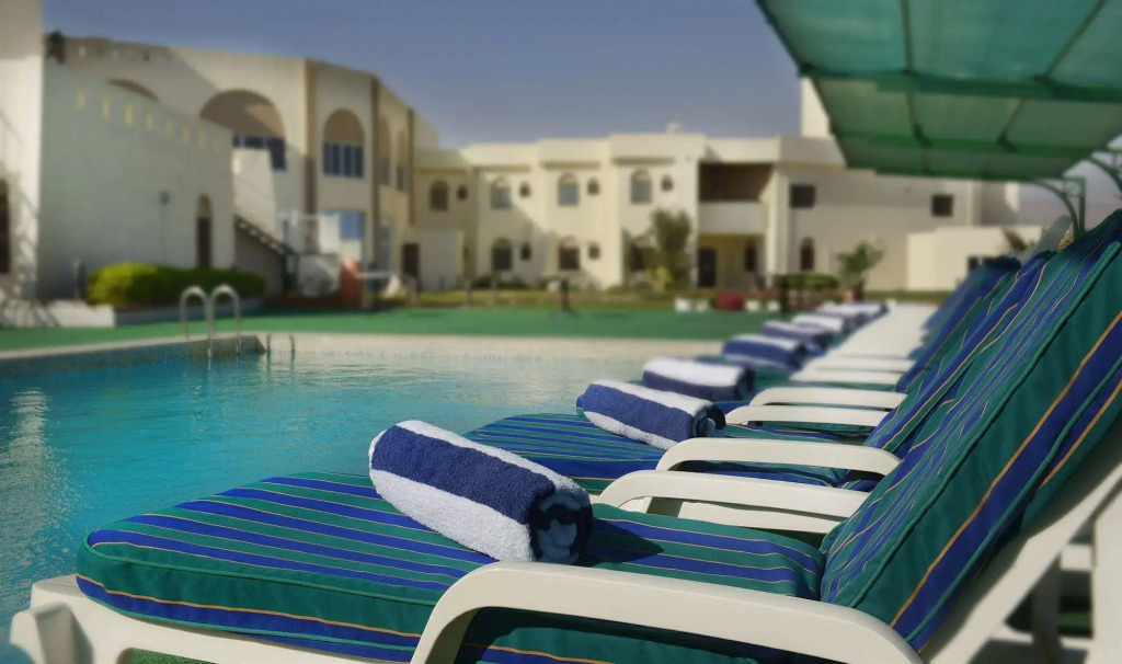 Resort Sur Beach Holiday