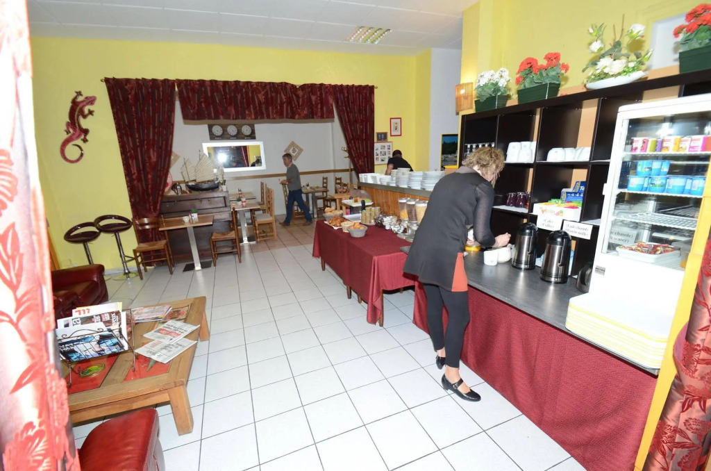 Sarl Hotel Cesar