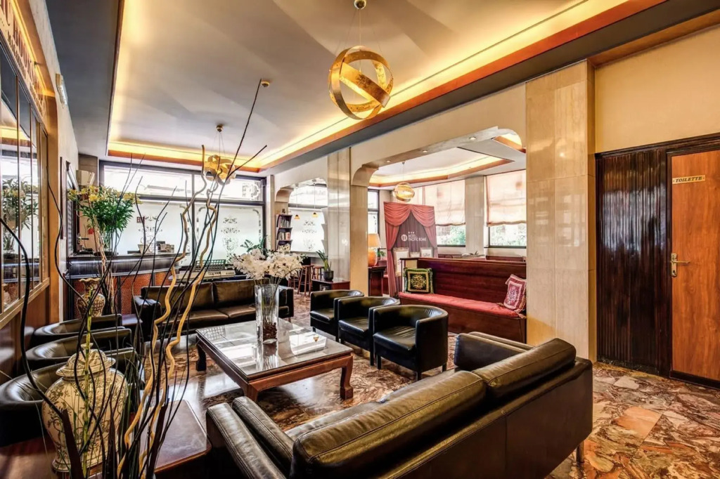 Hotel Pacific