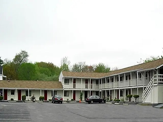 Passport Inn