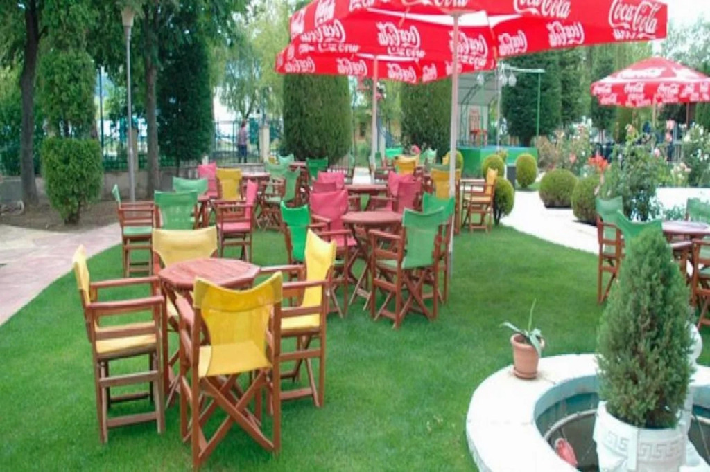 Hotel 1 Maji