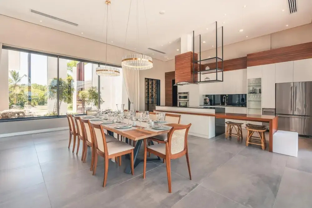 Feel at Home in This Wonderful Villa w Butler Included