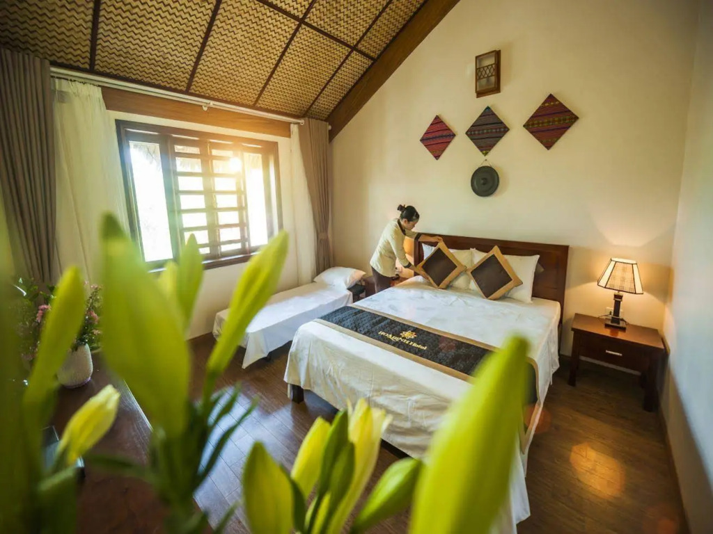 Hoa Binh Hotel