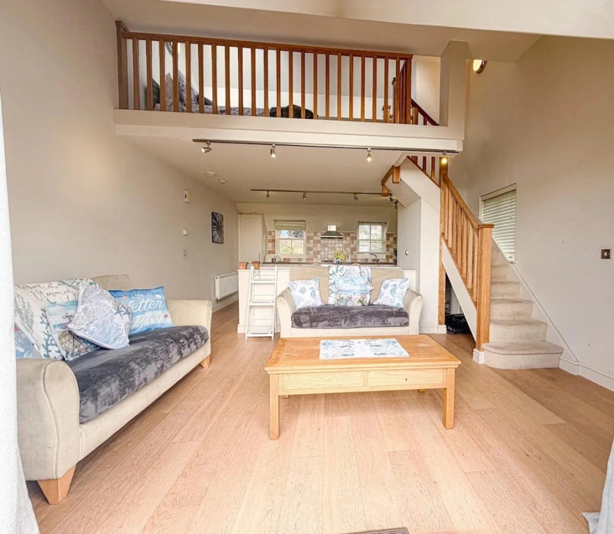 Coastal House - 3 Bedroom Holiday Home - Penally