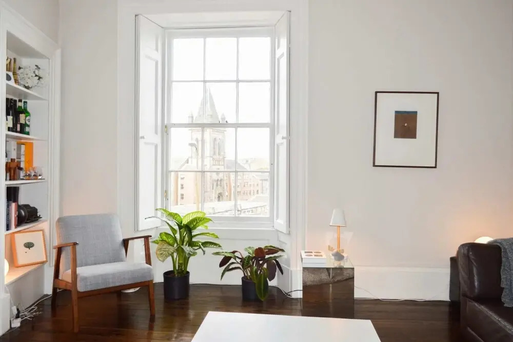Beautiful 1 Bedroom Apartment in Stockbridge