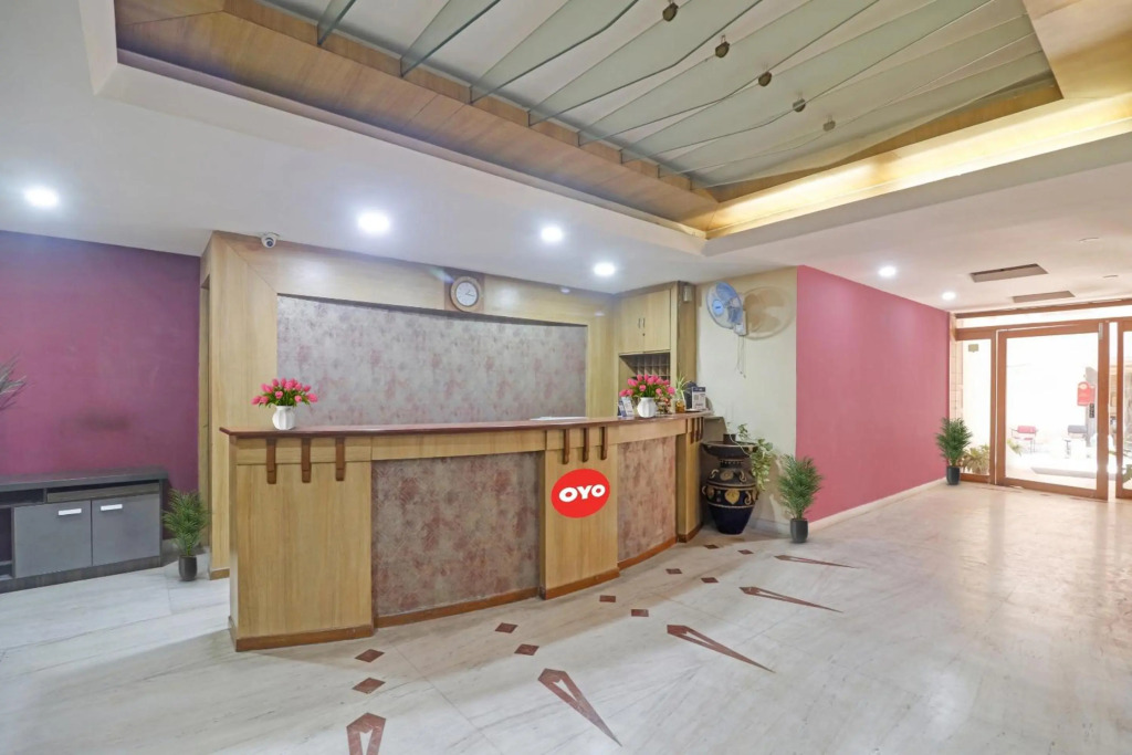 OYO 88286 Hotel Padmini