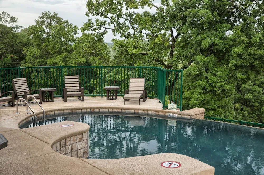 Cliffs Resort Table Rock Lake