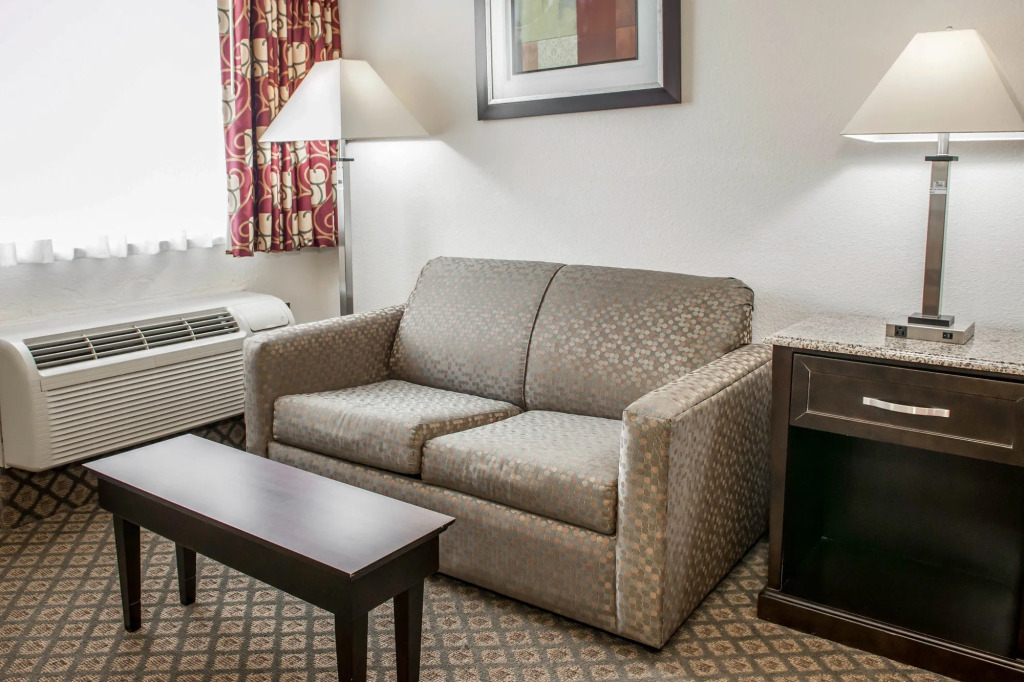 Quality Inn Fort Wayne