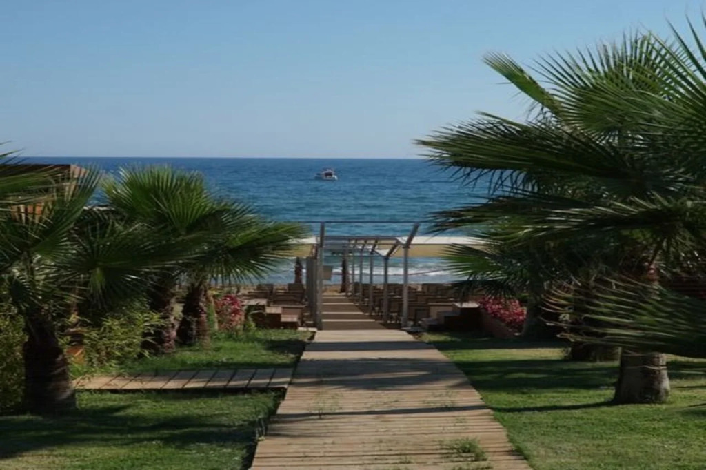 Sunthalia Hotels & Resorts Ultra All Inclusive Adults Only Party Hotel
