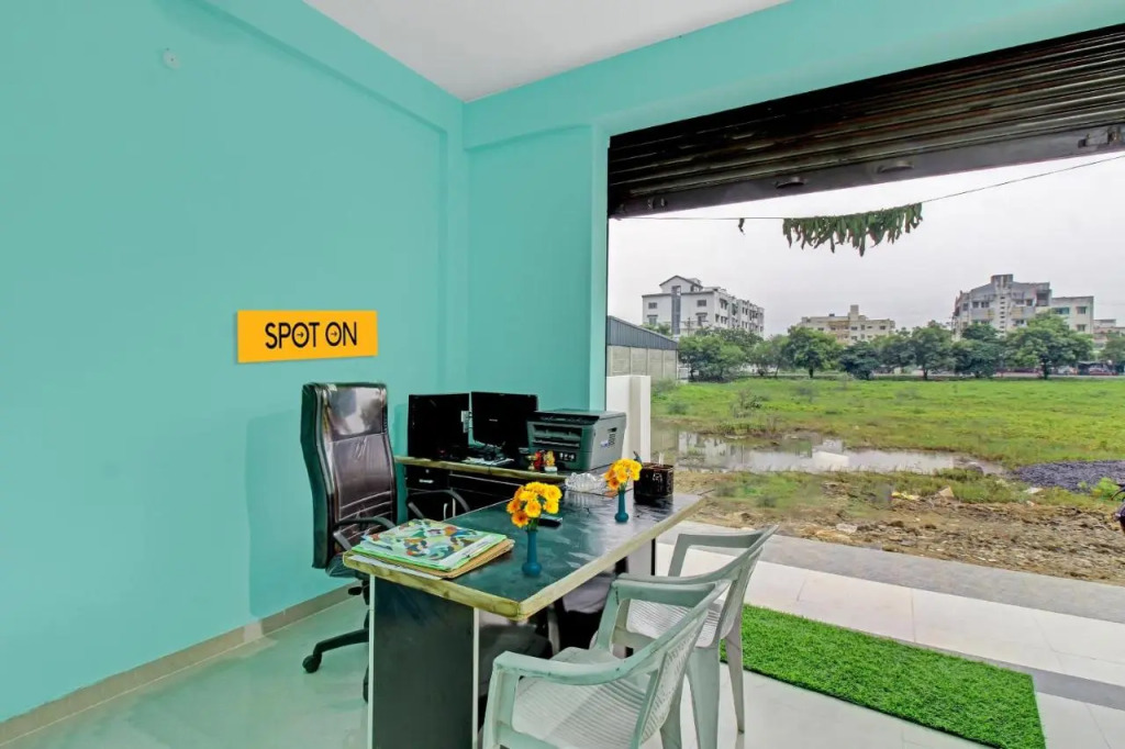 Spot On 700247 Utkarsh Inn