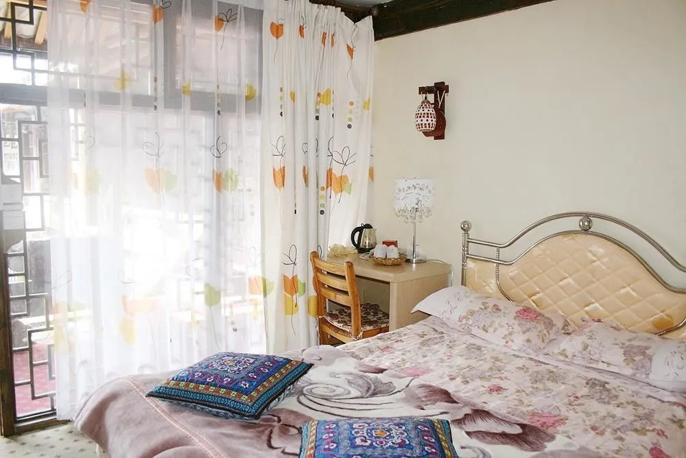 Xiangshuyuan Hostel
