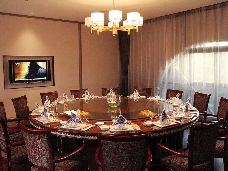 Xiangyang Mega Lifen Garden Hotel
