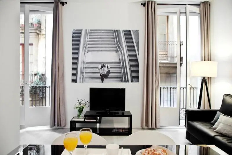 AinB Gothic Cathedral Apartments