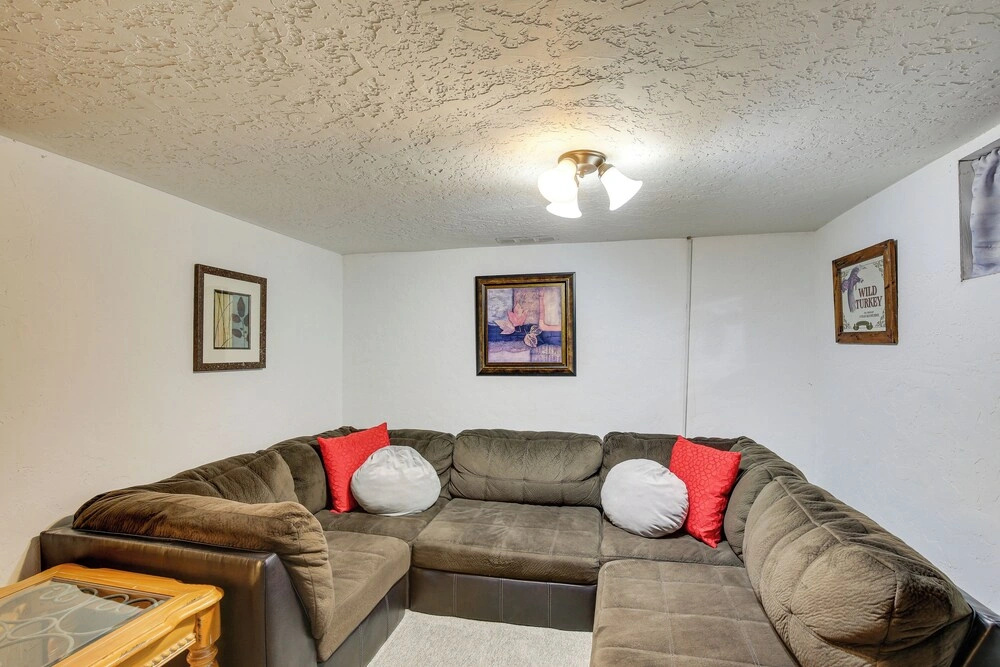 Rustic Sturgis Cabin Rental in Black Hills Forest!