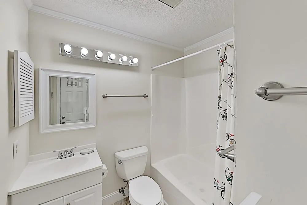 A348hhbt 1 Bedroom Condo