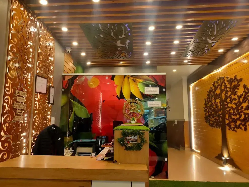 Hotel Grand Hill