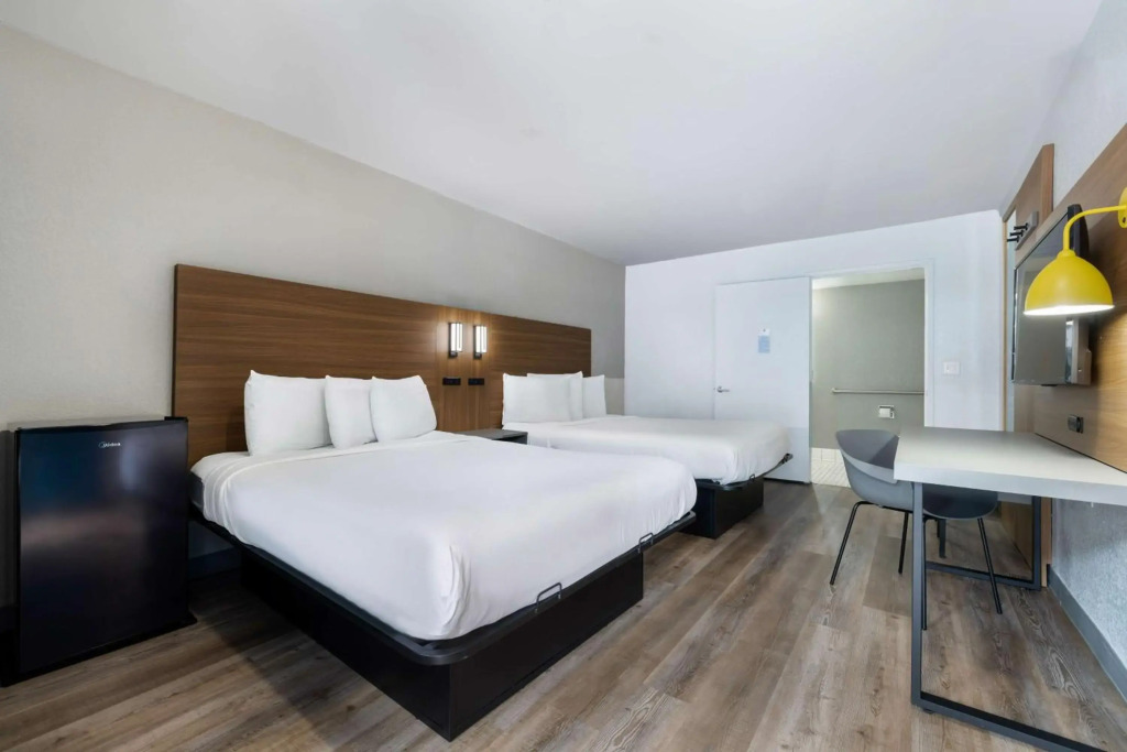 Motel 6-Santa Ana, CA