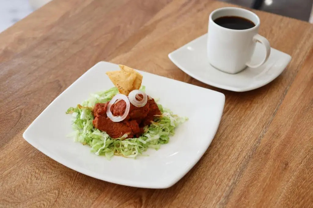 HOTEL CHURUMUCO