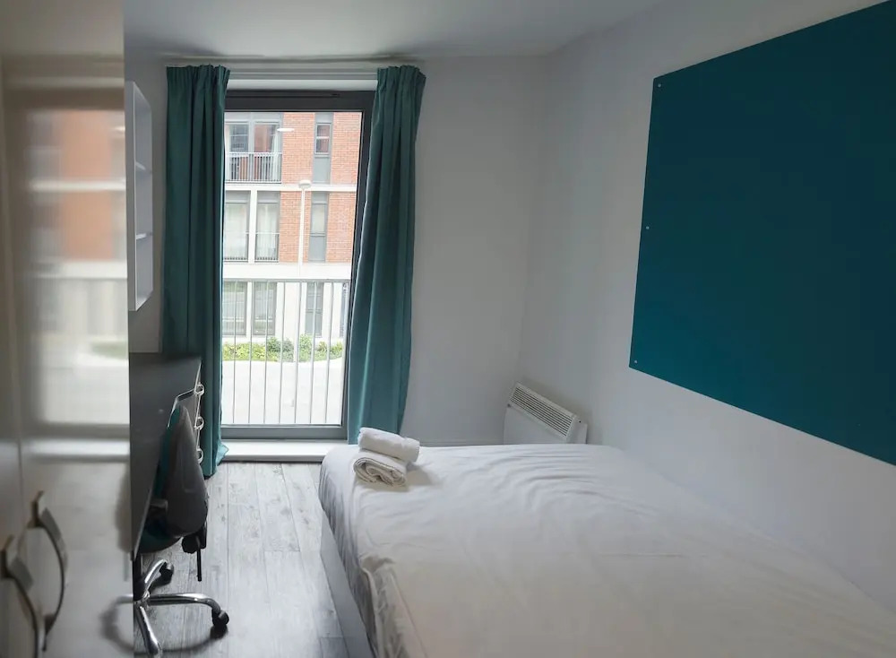 Summer Hostels