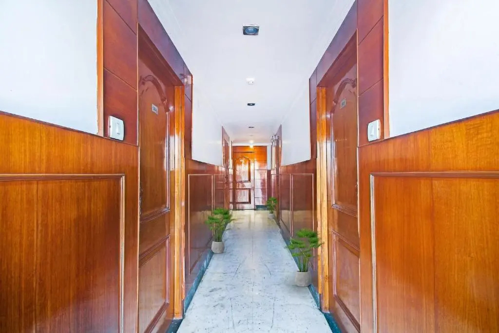 OYO Townhouse 92944 Hotel Pan Asia International