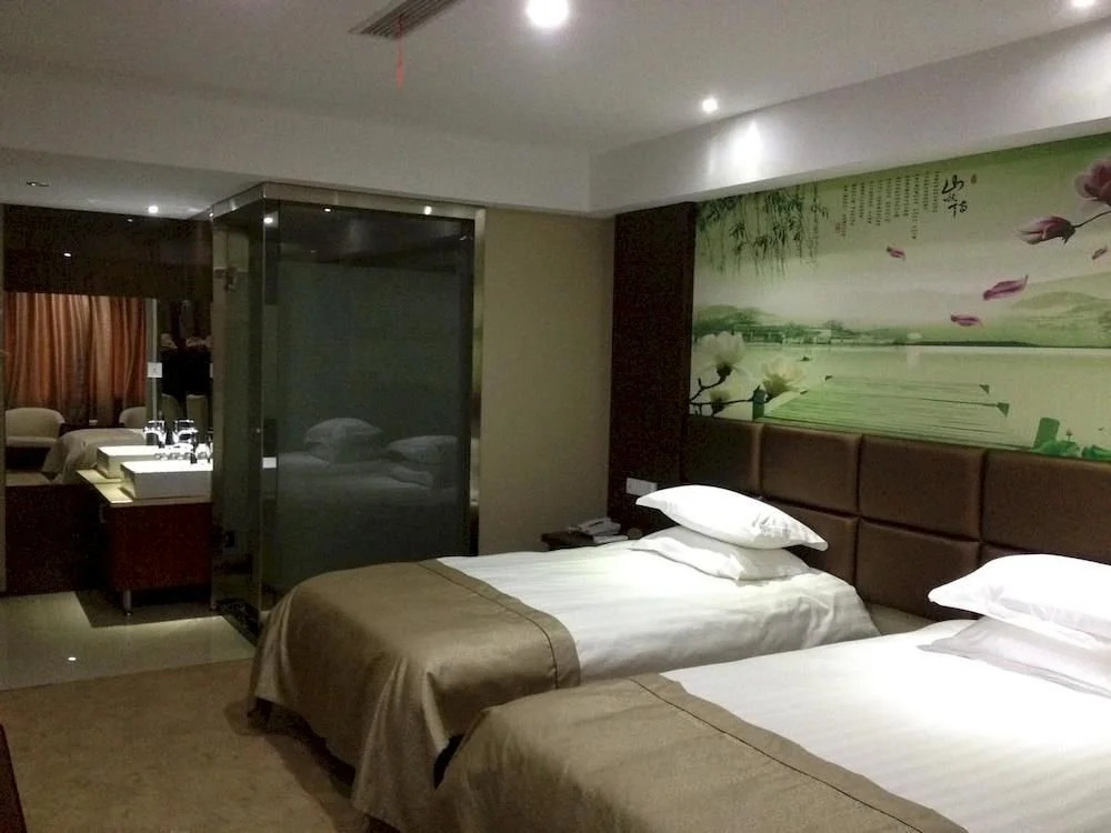 Fuyang Yazun Jindu Hotel