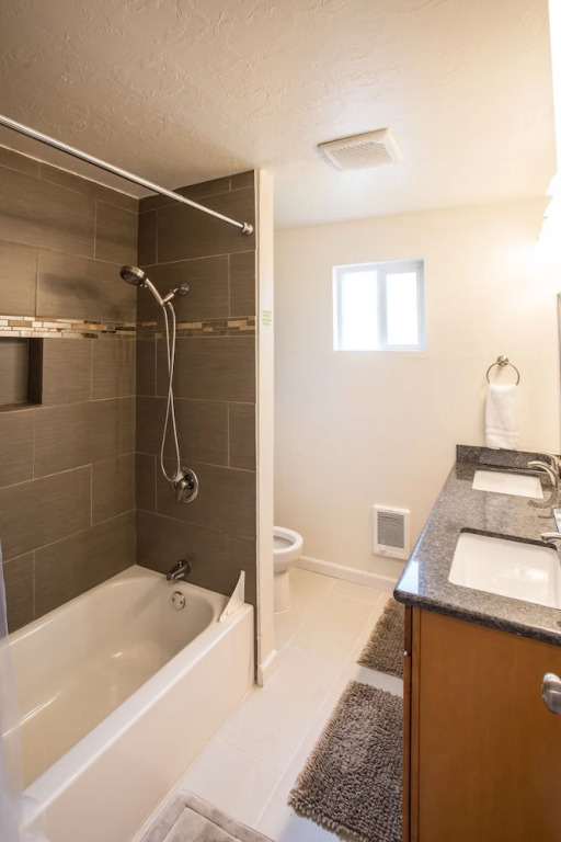 The Seattle Stunner - 1960's Retro Apt - Sleeps 6