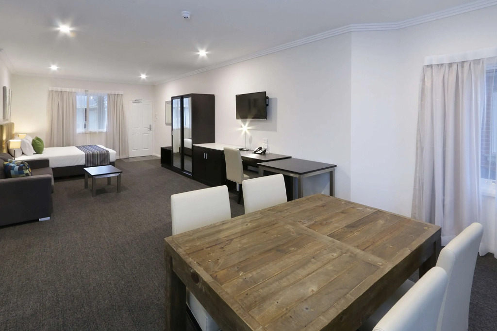 Best Western Plus Bolton on the Park