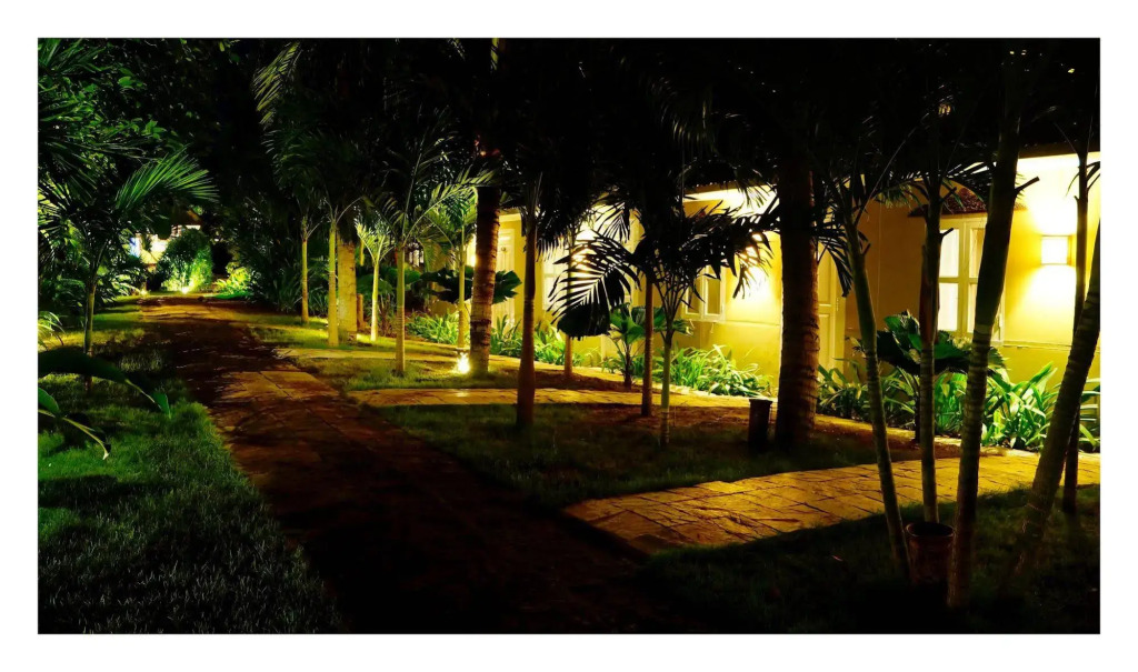 Oasis Hotel