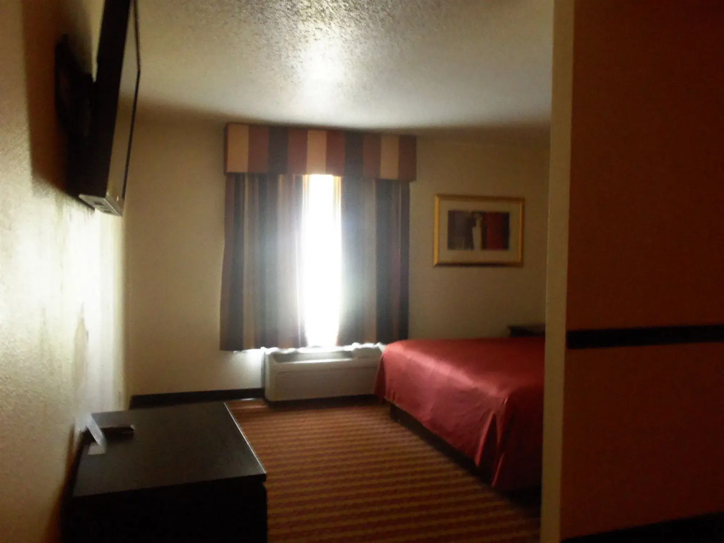 Rite4us Inn & Suites