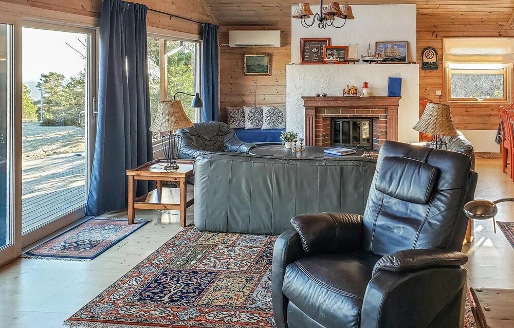 Nice Home In Lindesnes With Sauna