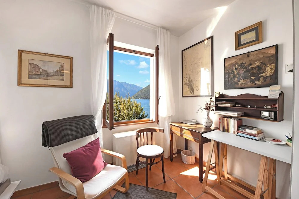 Residenza Lungolago Melide