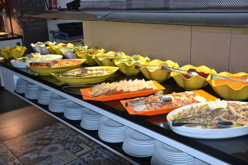 Hotel Brisamar Suites