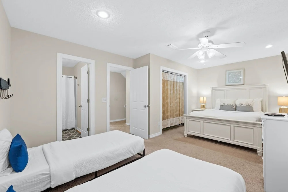 Southern Exposure Townhome by Panhandle Getaways