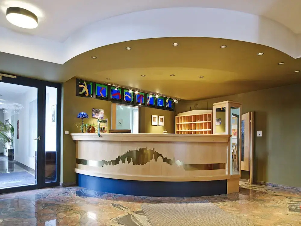Holiday Apartments by Das Grüne Hotel zur Post - 100 % BIO & Villa Ceconi
