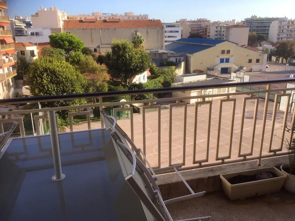 Apartment With 2 Bedrooms in Antibes, With Furnished Terrace and Wifi
