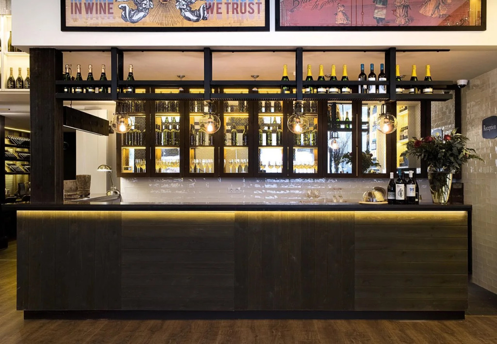 Praktik Vinoteca