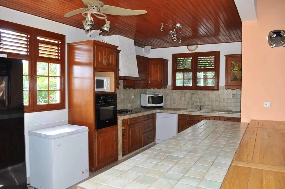 Villa with 4 Bedrooms in Sainte-Luce, with Private Pool, Furnished Garden And Wifi - 500M From the Beach