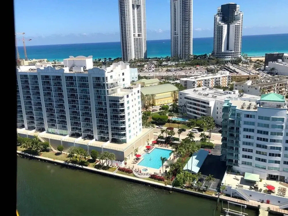 Le Marina Bay 503 - Condo 5 People, Sunny Isles