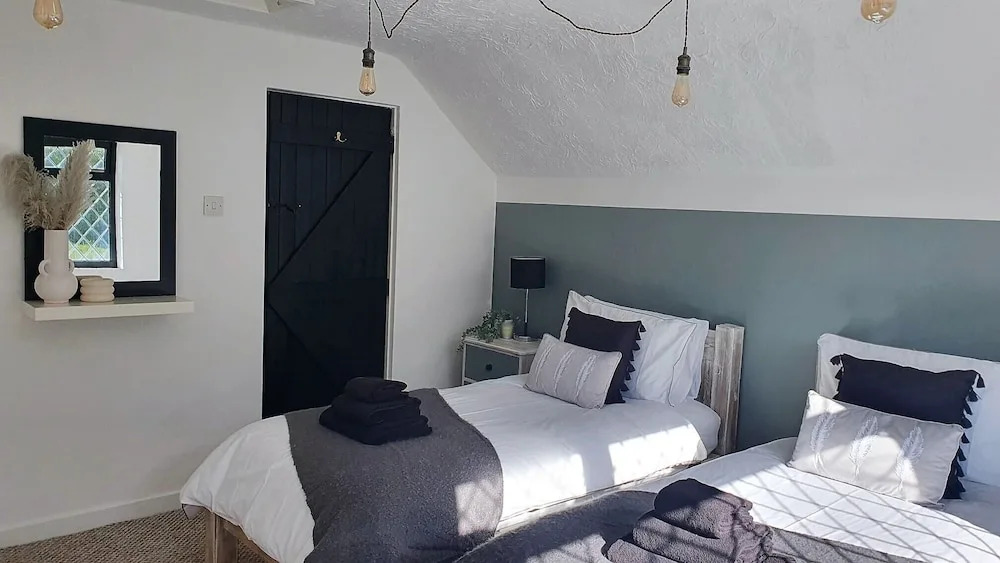 Green Cottage