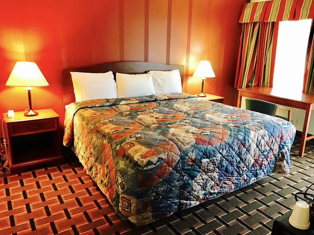 Greystone Motel