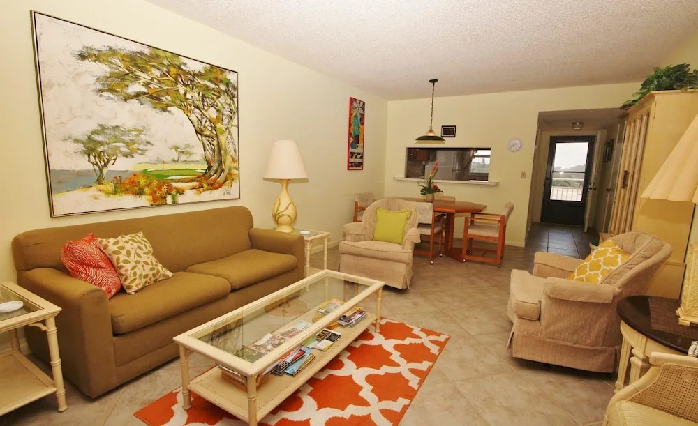 Sea Coast Gardens III 303 Apartment 2