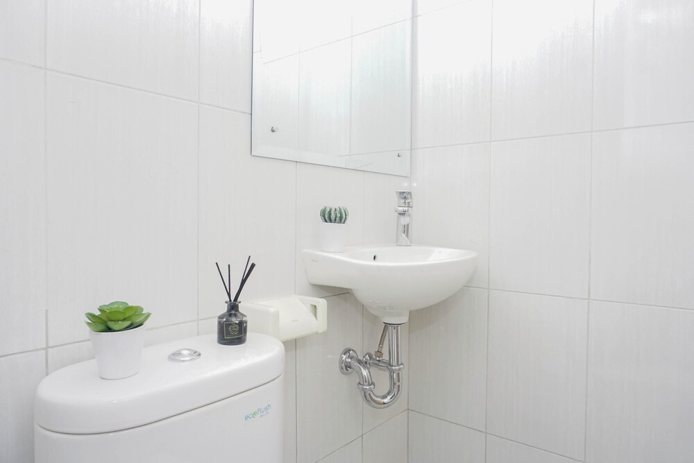 Comfy Studio For 2 Pax At Monroe Tower Apartment