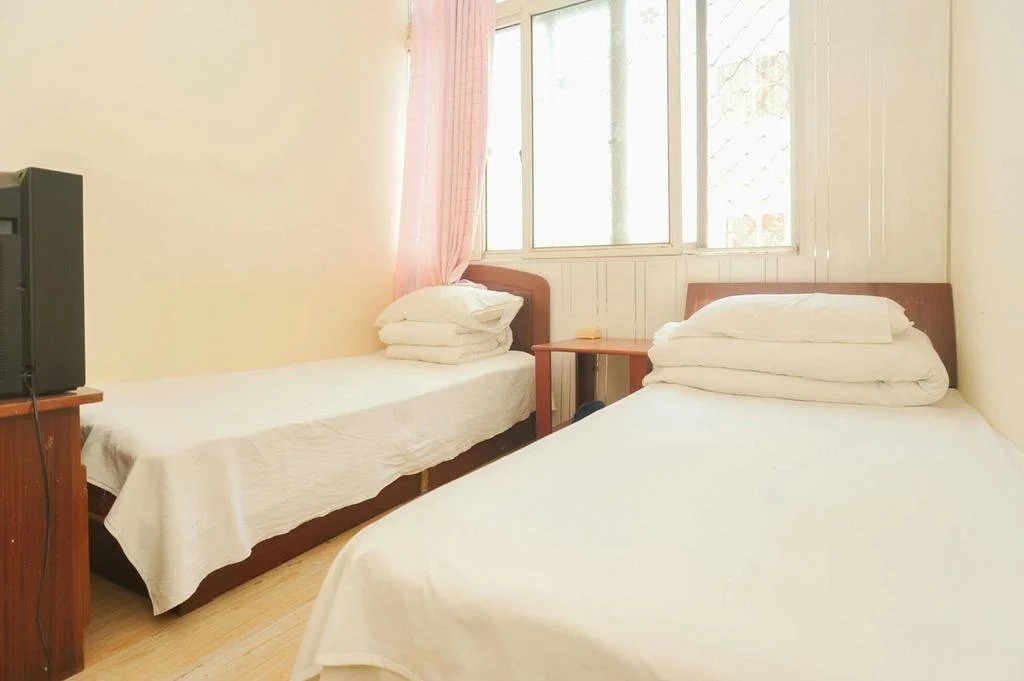 Qingdao Runzhisheng Hotel