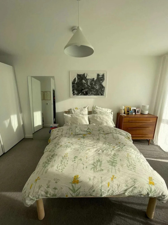 Bright 1BD Flat W/balcony - Heart of Brixton!