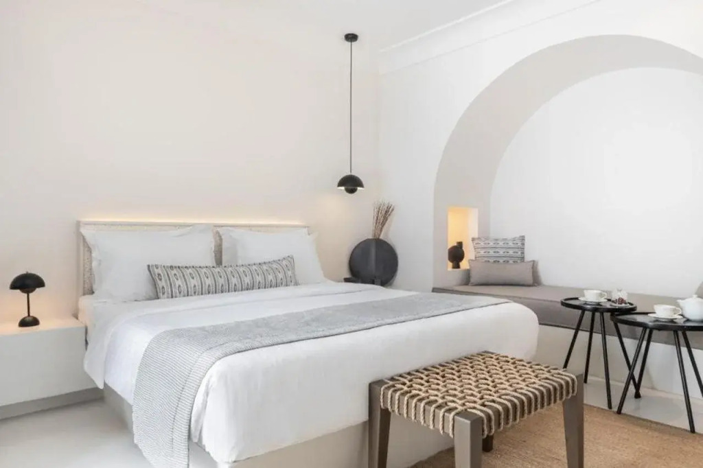 Akra Suites & Spa