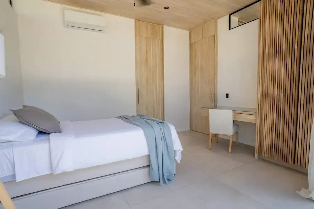 Chic 3BR Private Terrace Nature Views