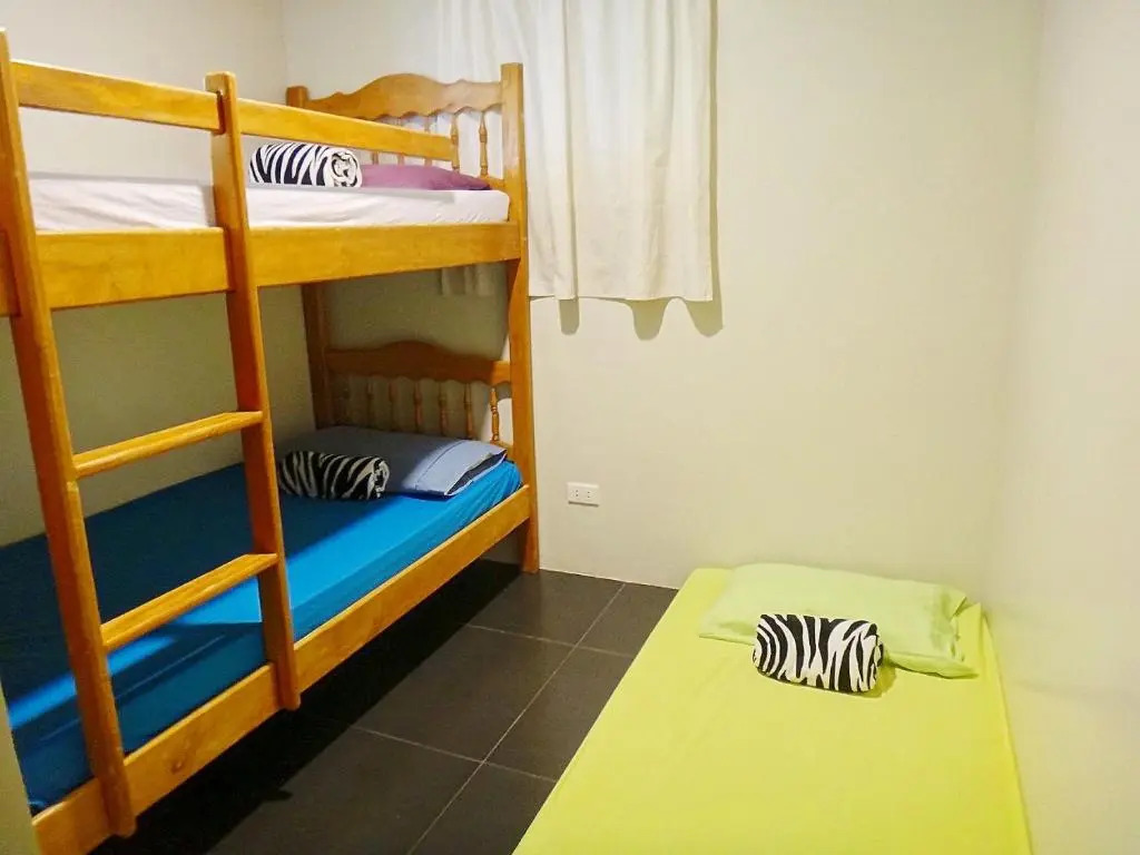 Jjcozy Condo at Central Apartment